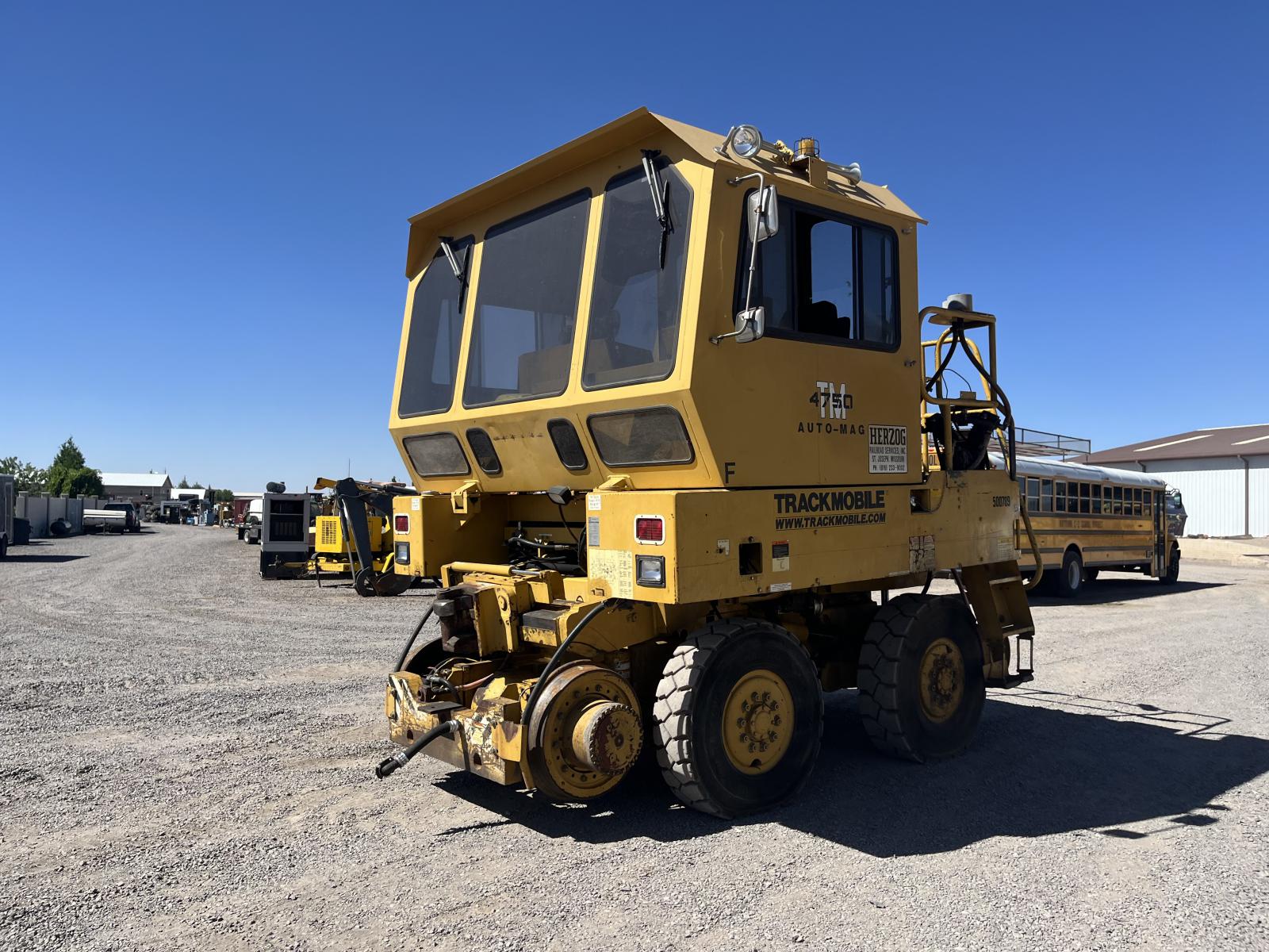 ./imagenes/INVOICE/2019/17663/TRACKMOBILE 4750TM (4).JPG